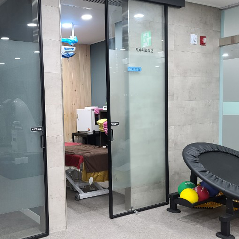 윈재활의학과 이미지