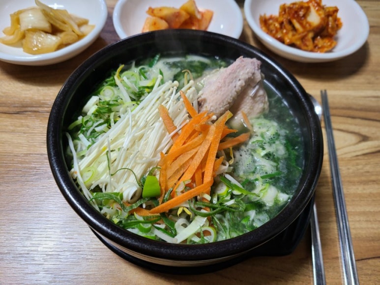 리팬닭반마리칼국수 이미지