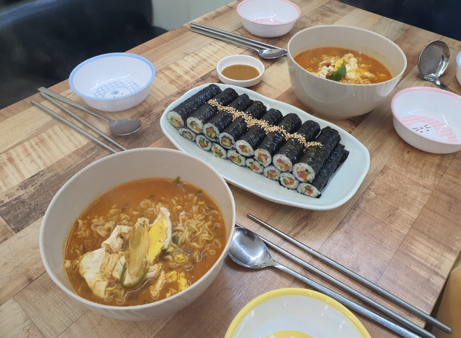 찡찡꼬마김밥 이미지