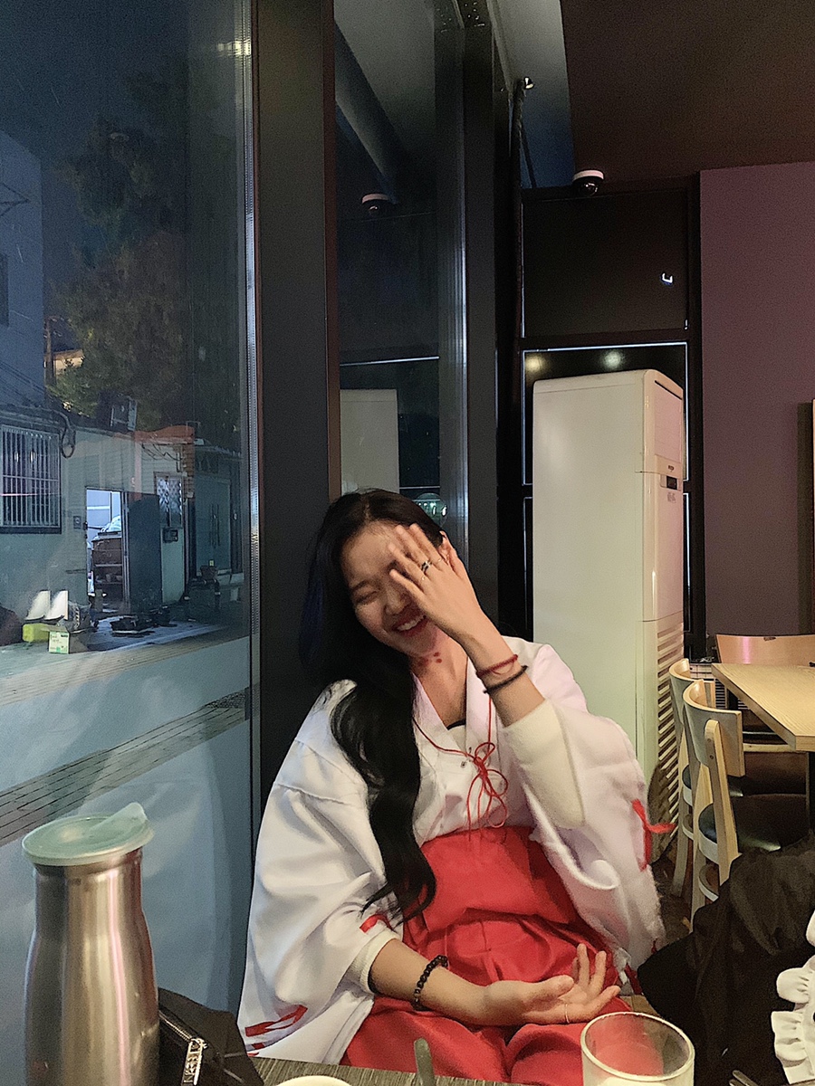 #끌리다 이미지