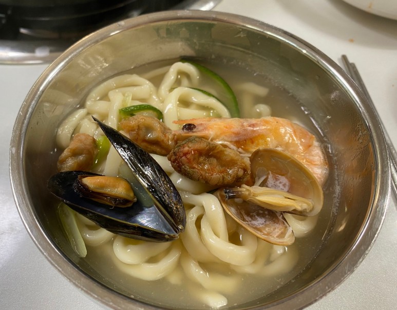 항아리칼국수 이미지