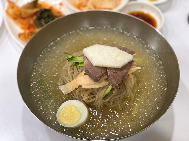평양냉면 이미지