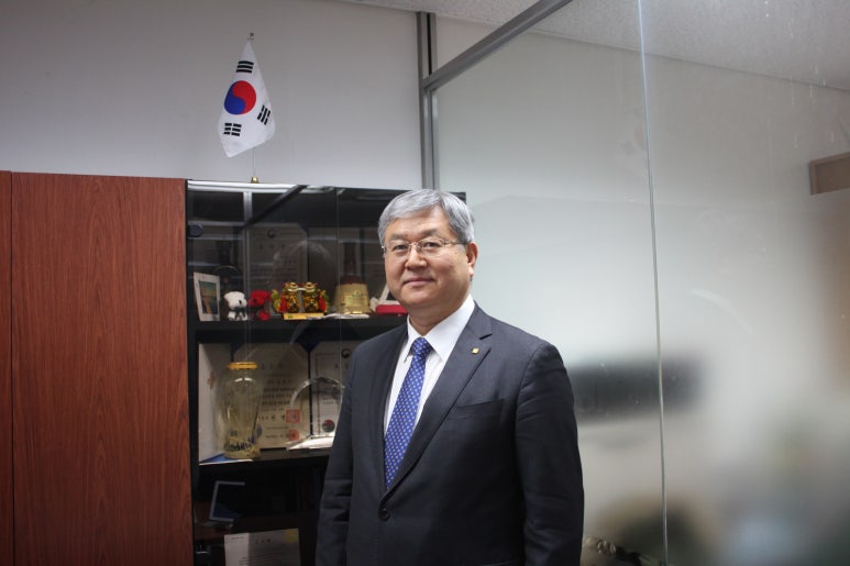 김정조 이미지