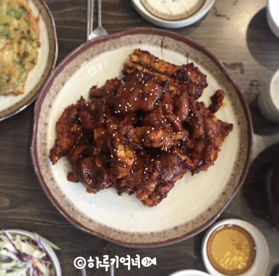 옛날장수족발 이미지