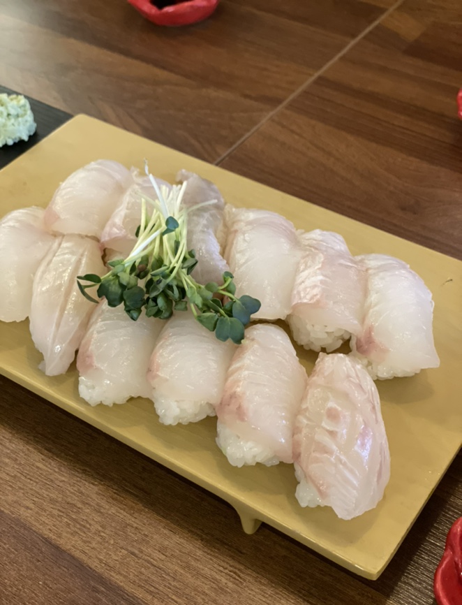 꽃초밥 이미지