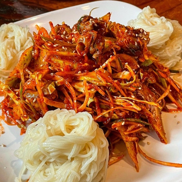 코리안숯불닭바베큐 이미지