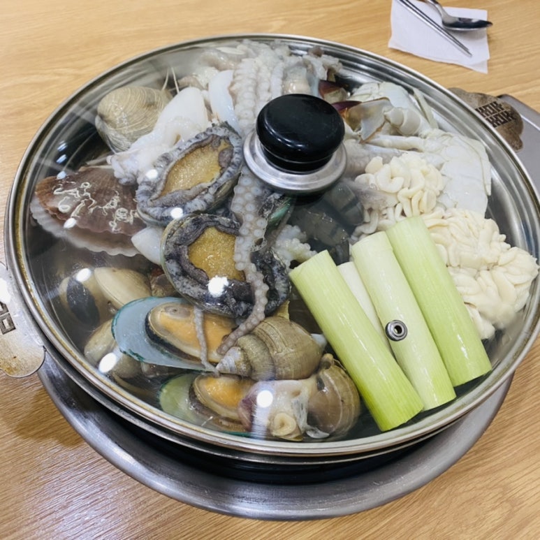 밥먹는하마 이미지