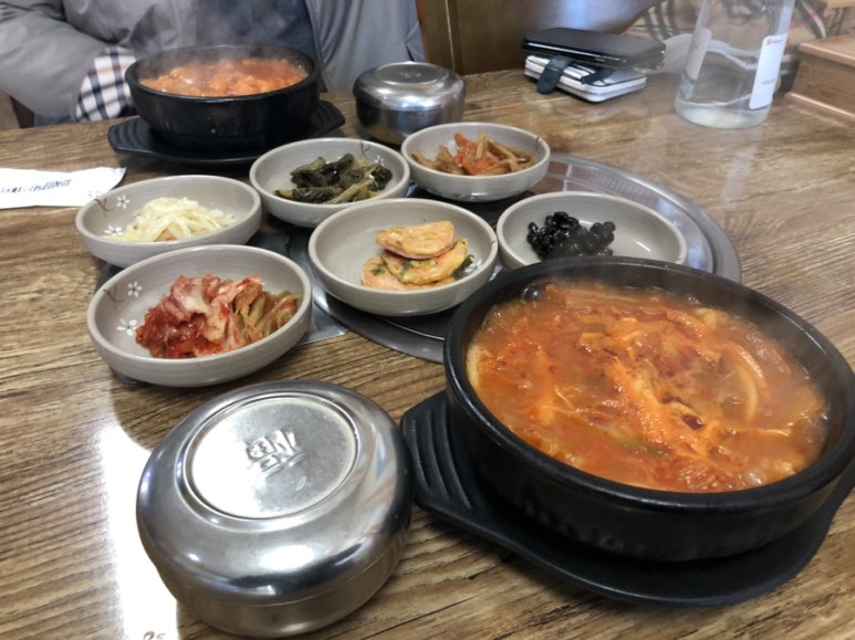 복돼지김치찌개 이미지