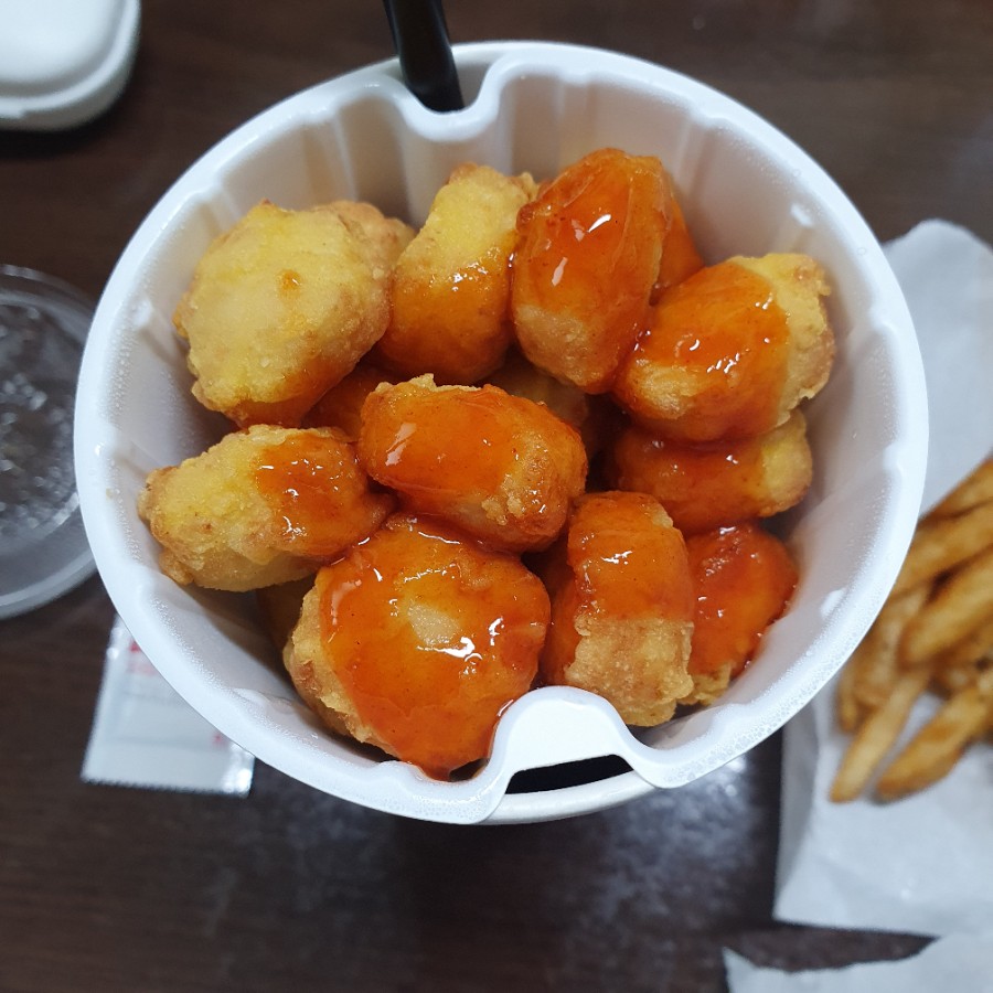 맘스터치신대방삼거리역점 이미지