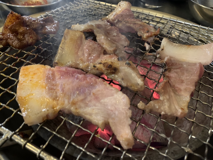 고향숯불고기 이미지