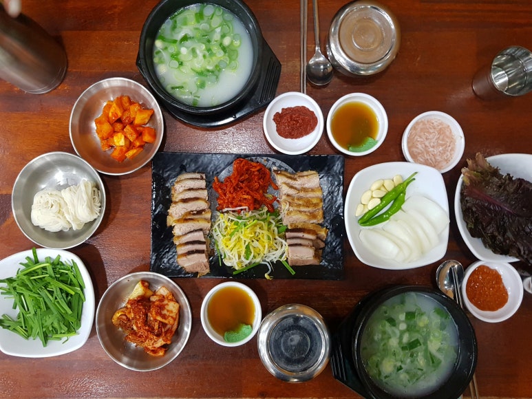 수육이랑 밥이랑 이미지