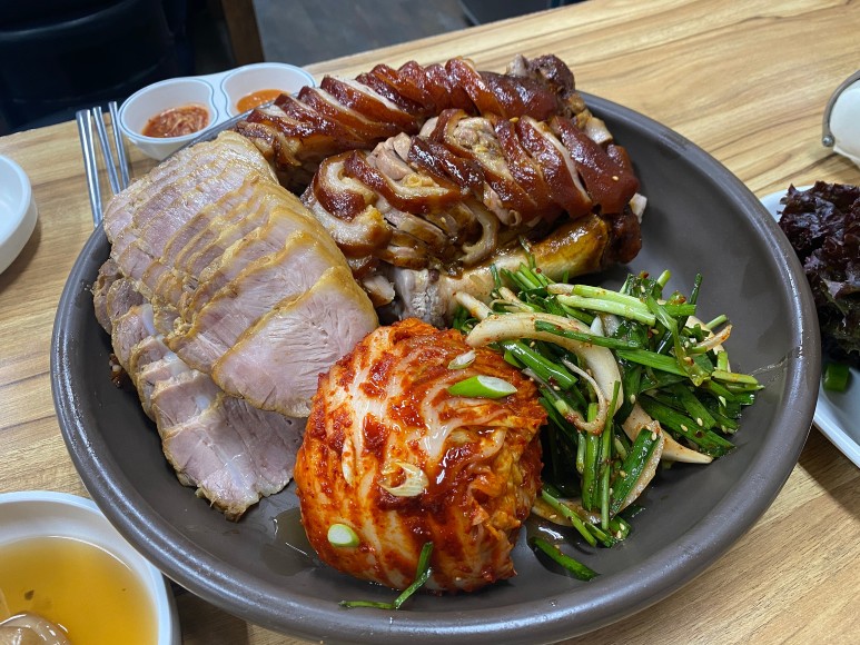 201410화정족발 이미지