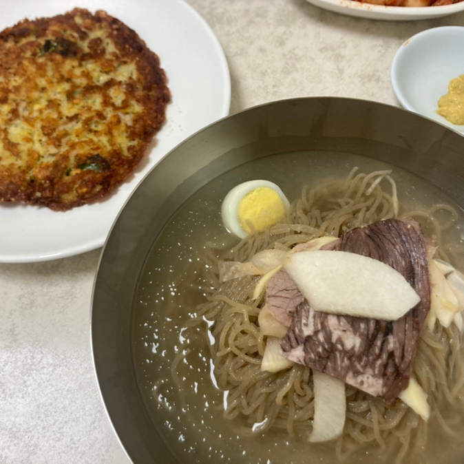 평양냉면 이미지