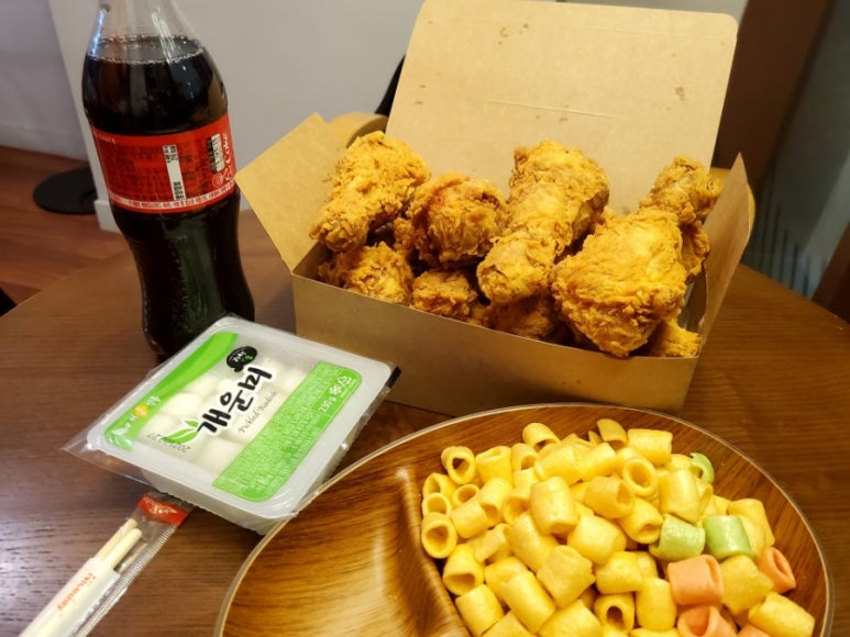 치킨연구소 이미지