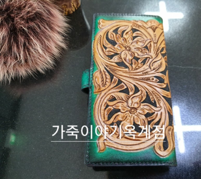 레더플러스 이미지