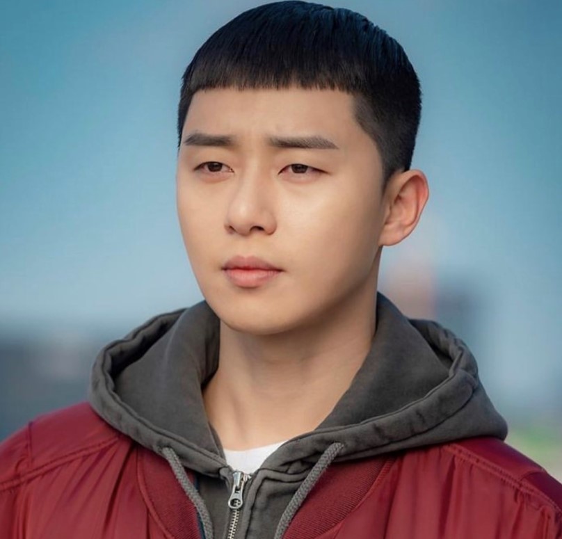 라네프살롱 이미지