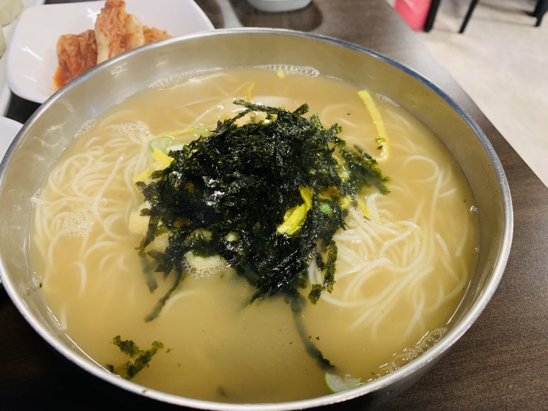 당연국시집 이미지