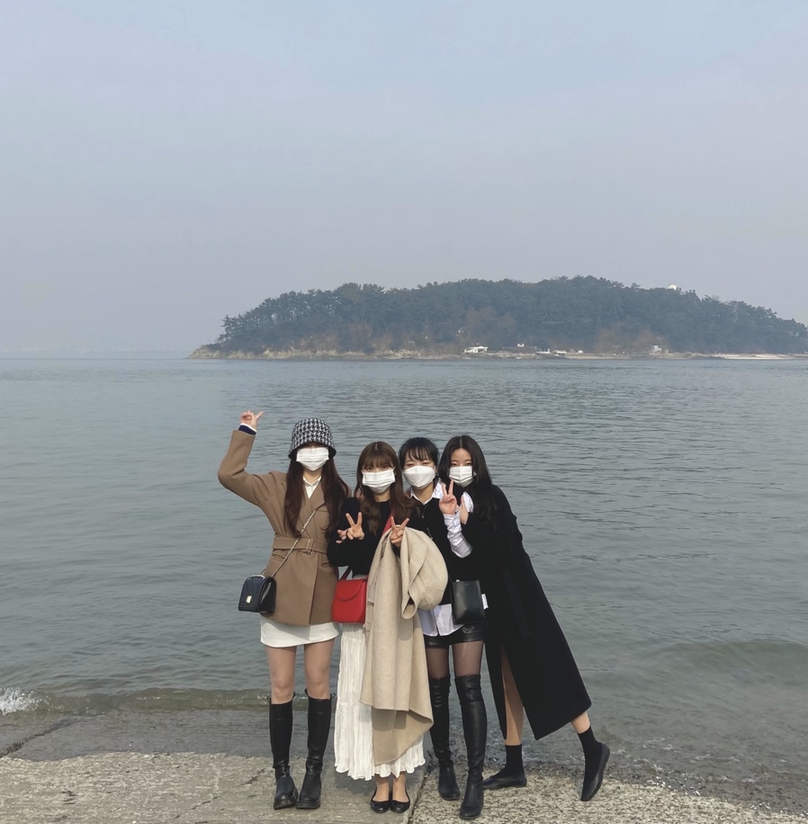 바닷가그집 이미지
