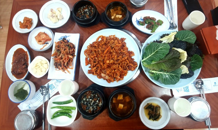 토담우렁쌈밥 이미지