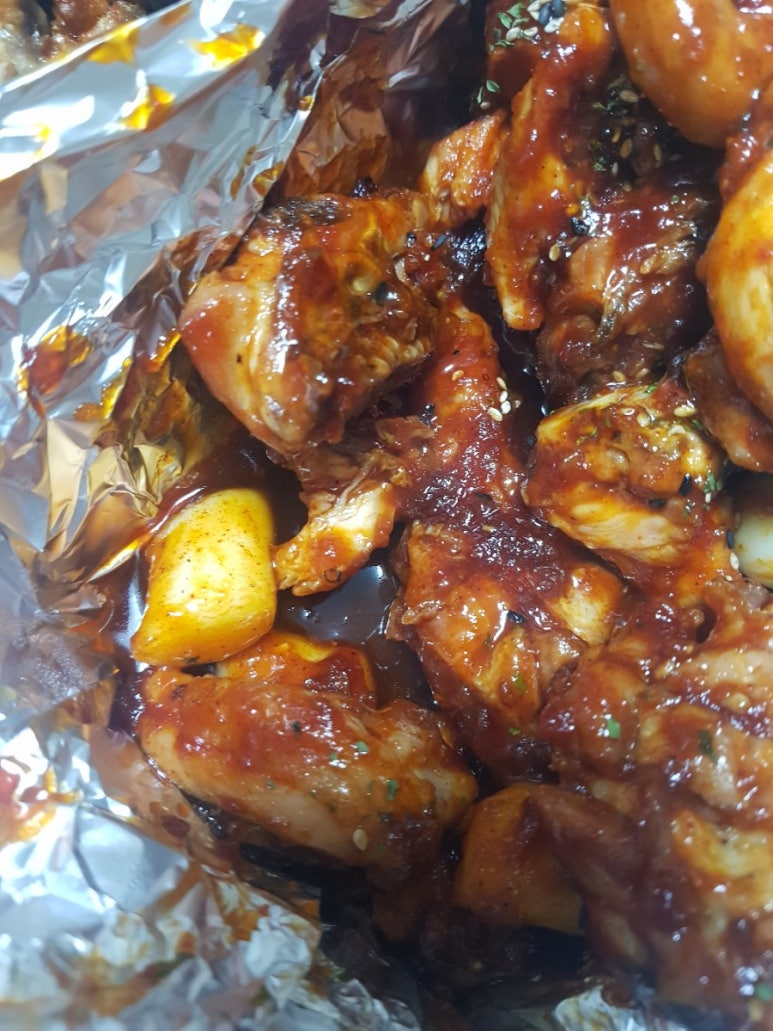 꾸브라꼬숯불두마리치킨진주 이미지