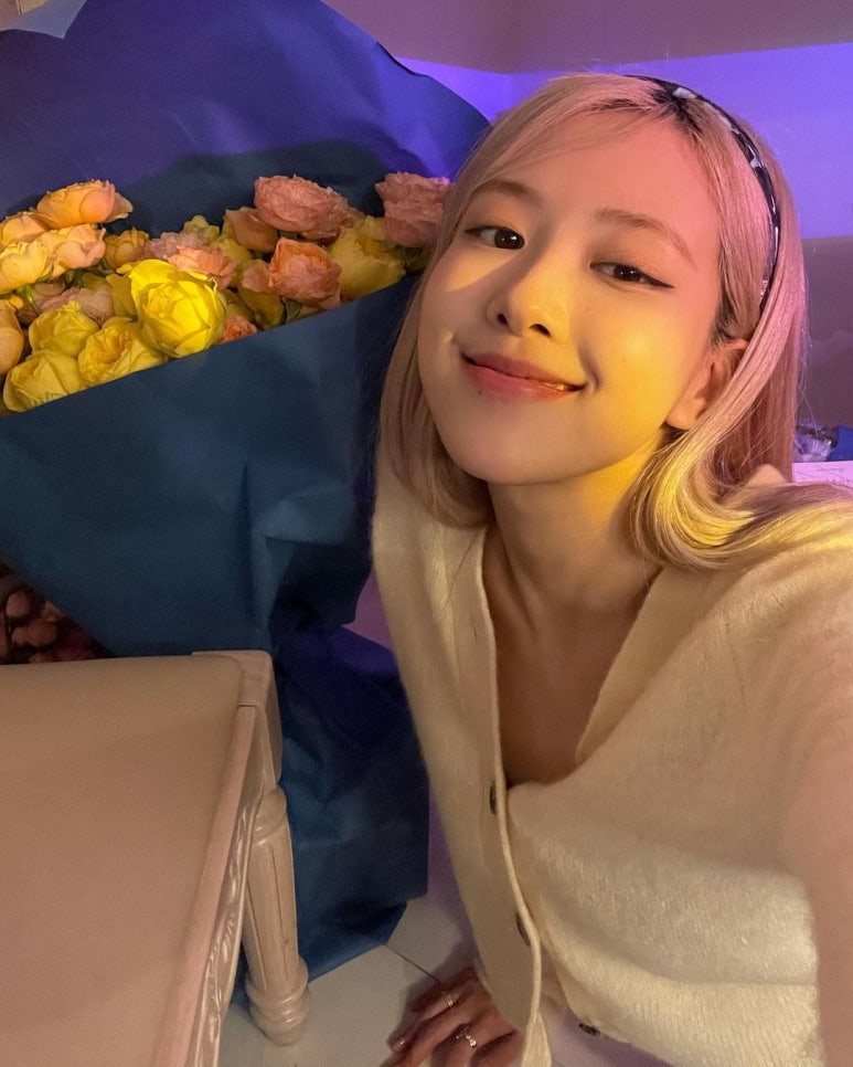 이즈로제 이미지