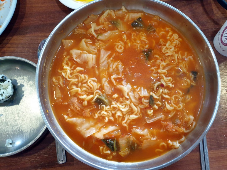 백엄마팥칼국수 이미지