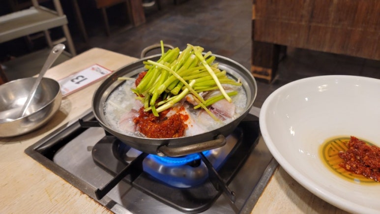싱글벙글복집 이미지