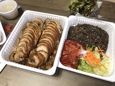 옥자네족발 이미지