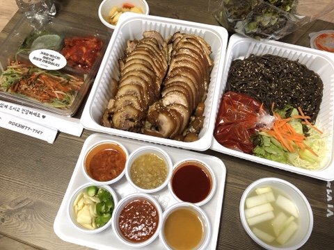 옥자네족발 이미지