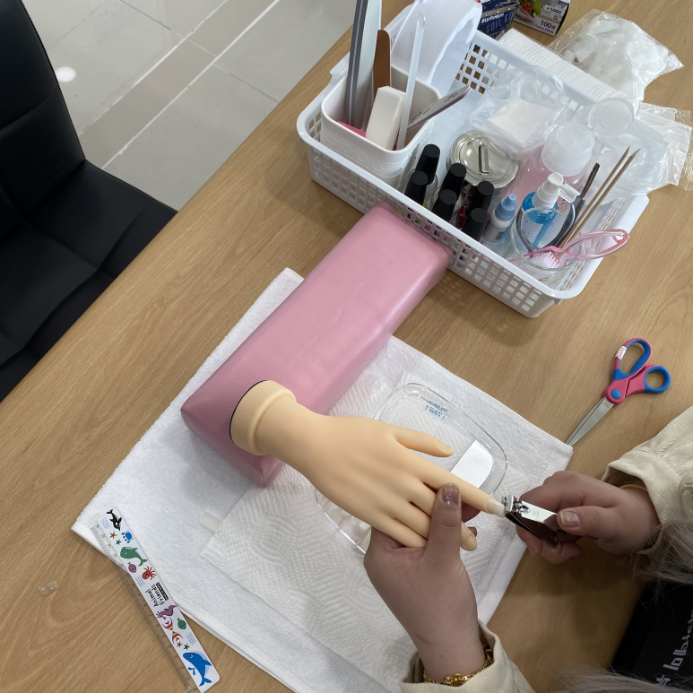 아카데미미용재료 이미지