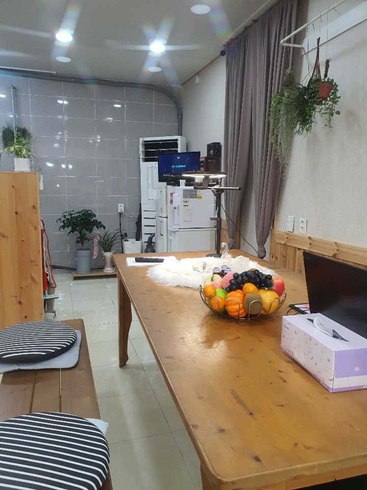 퀸네일 이미지