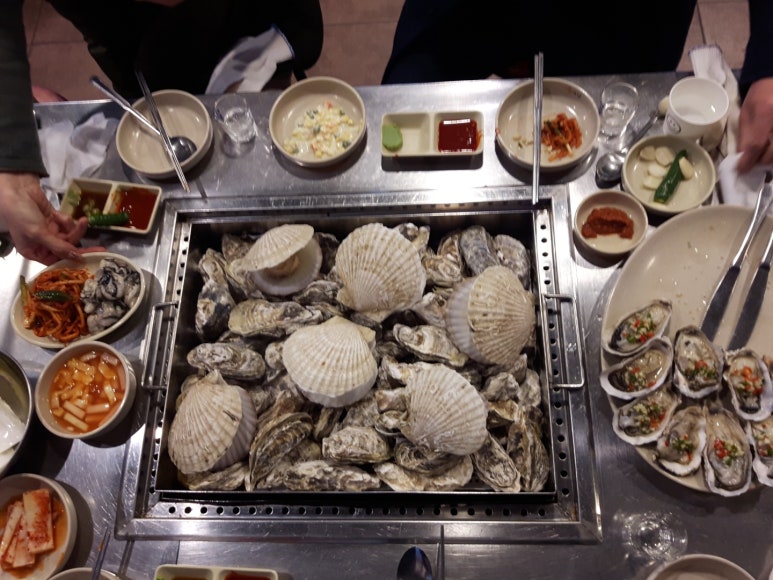 굴사냥 이미지
