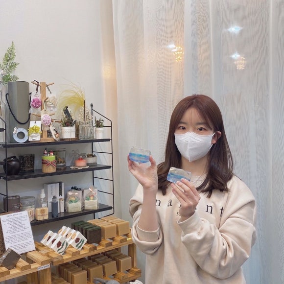 아로마모라 이미지