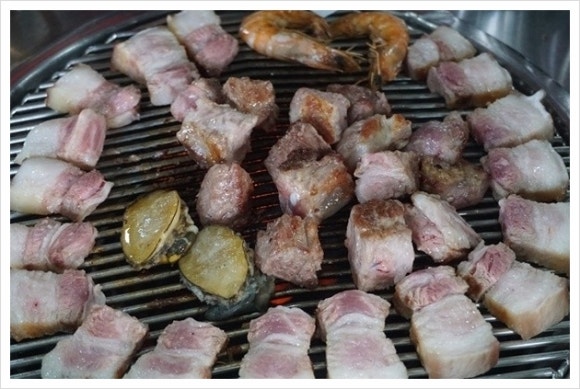 대윤흑돼지 이미지