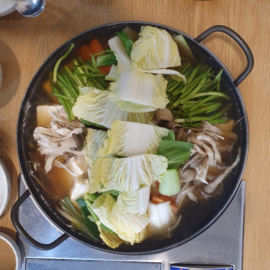 가마솥 콩 품었네 이미지
