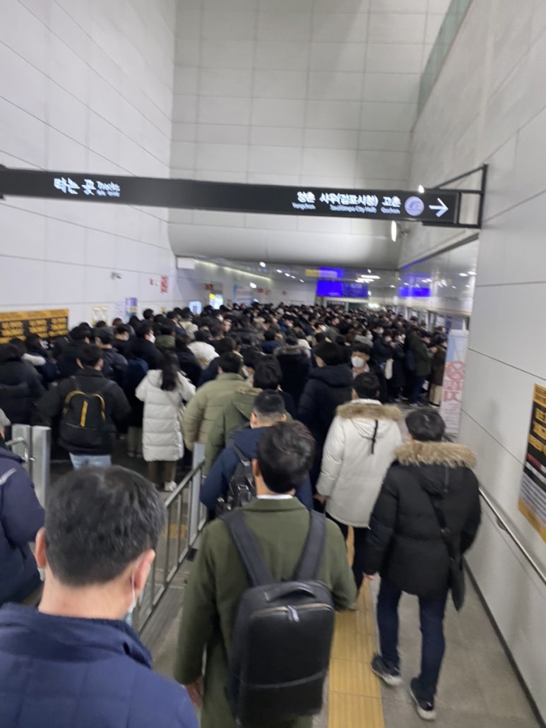 BHC 김포걸포점 이미지