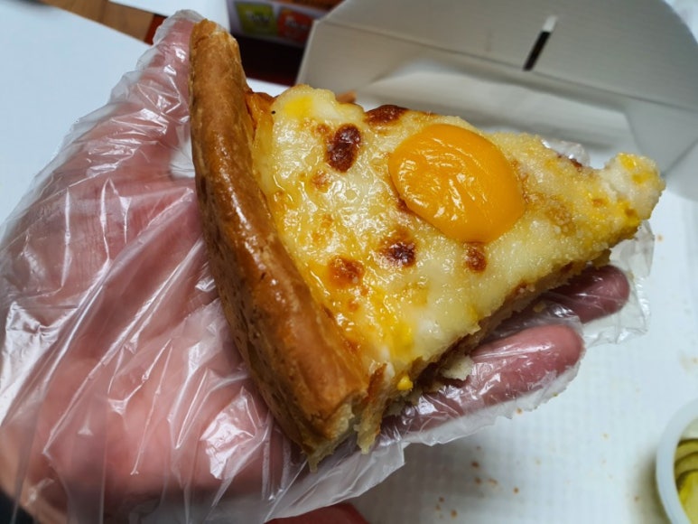 굽네치킨조촌점 이미지