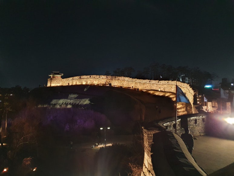옐로우하트 이미지