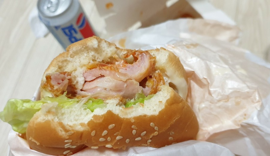 맘스터치삼화점 이미지