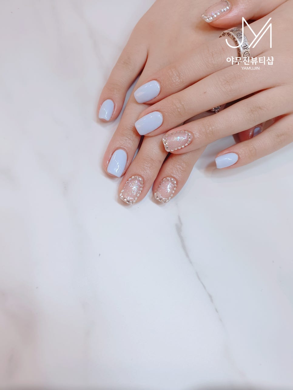 네일더예쁜눈 이미지