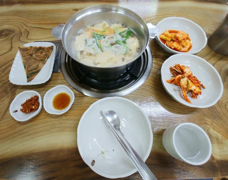 우리밀진미칼국수 이미지