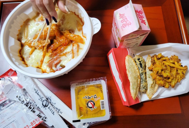 볼빨간떡볶이 이미지