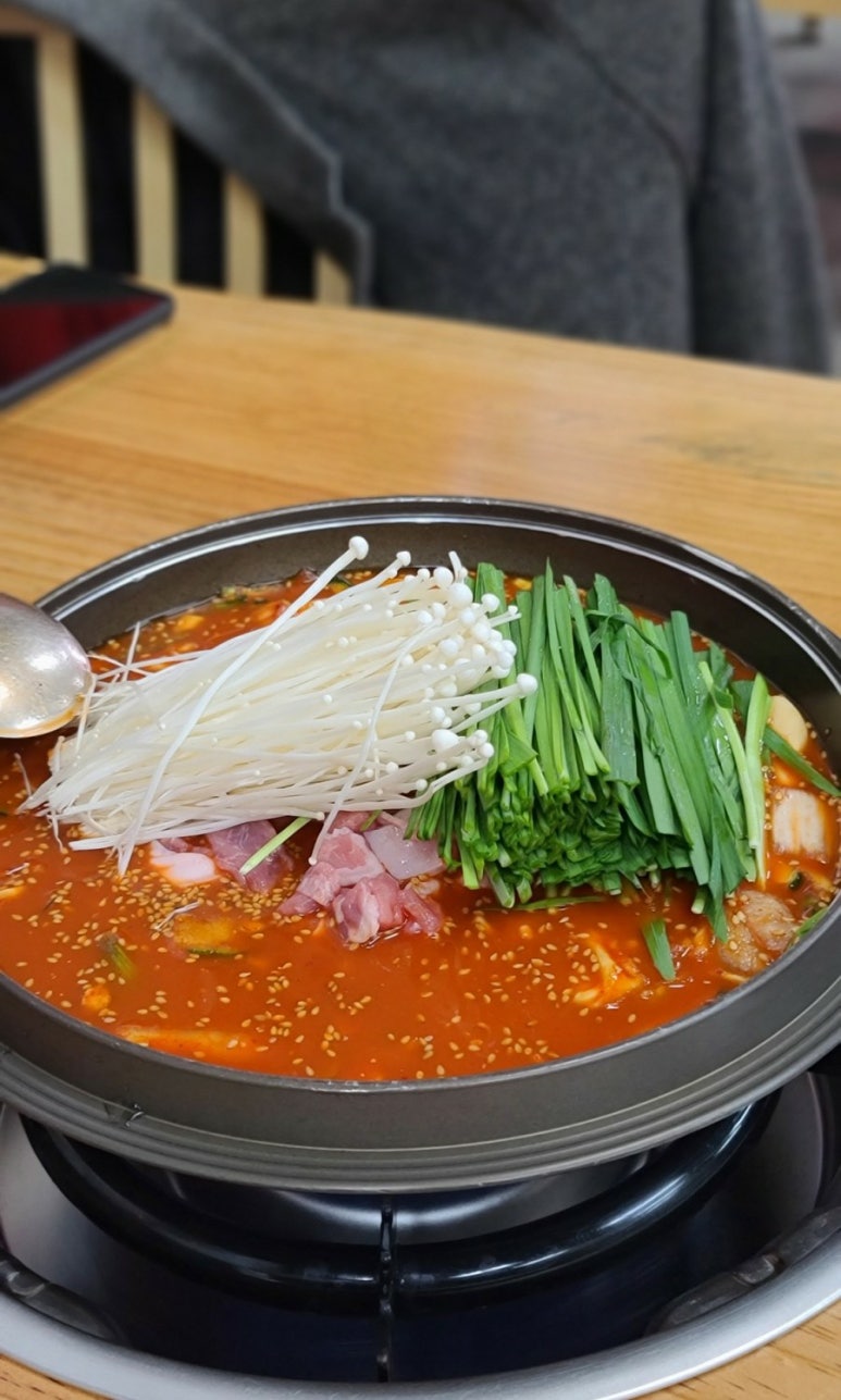짱구네 낙지집 이미지