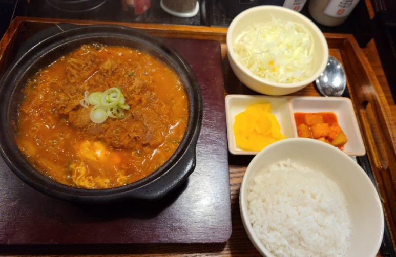 꼬숑돈카츠 이미지