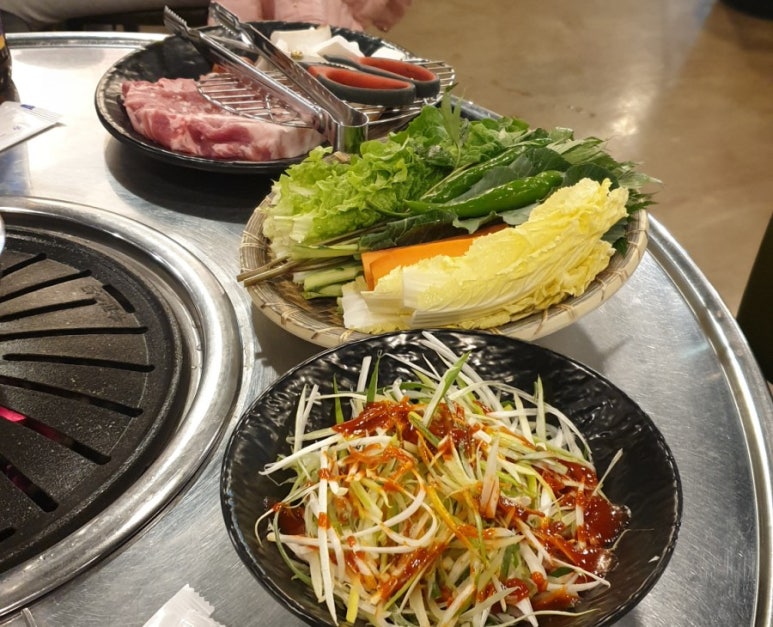 백탄돈구이 이미지
