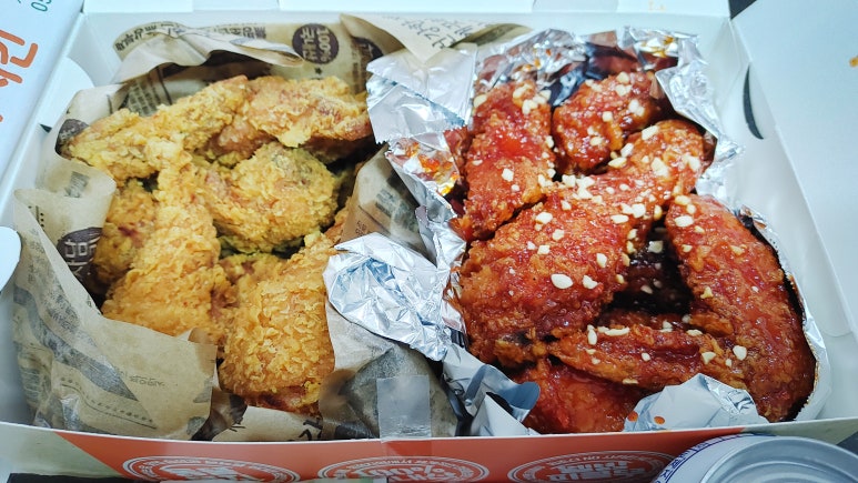 자연담은 치킨 이미지