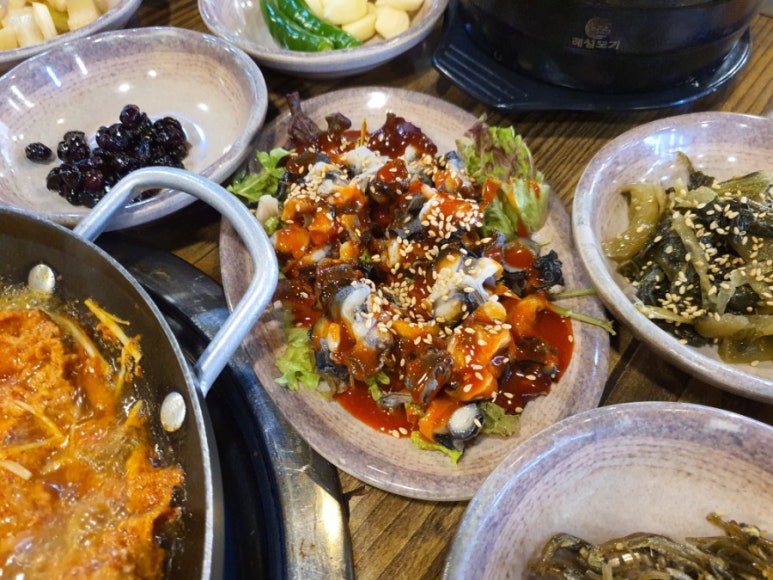 함박우렁쌈밥 이미지