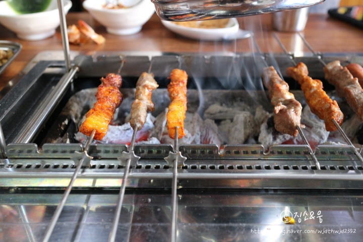 무한숯불양꼬치&훠궈 이미지