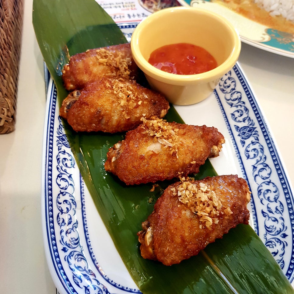 싸와디식당 이미지