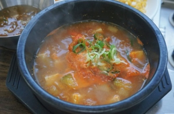 찌개랑뚱돼지랑 이미지